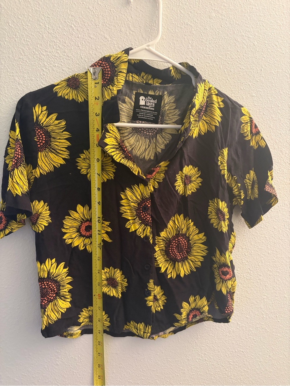 Sunflower Print Button-Down Crop Shirt - Black/Yellow